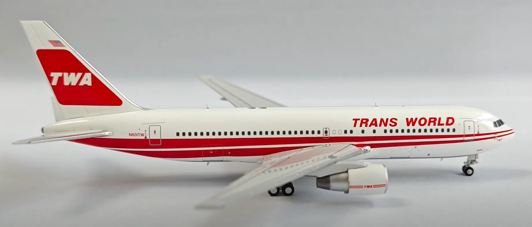 V1:400 TRANS WORLD AIRLINES BOEING 767-200ER - N601TW PRE ORDER