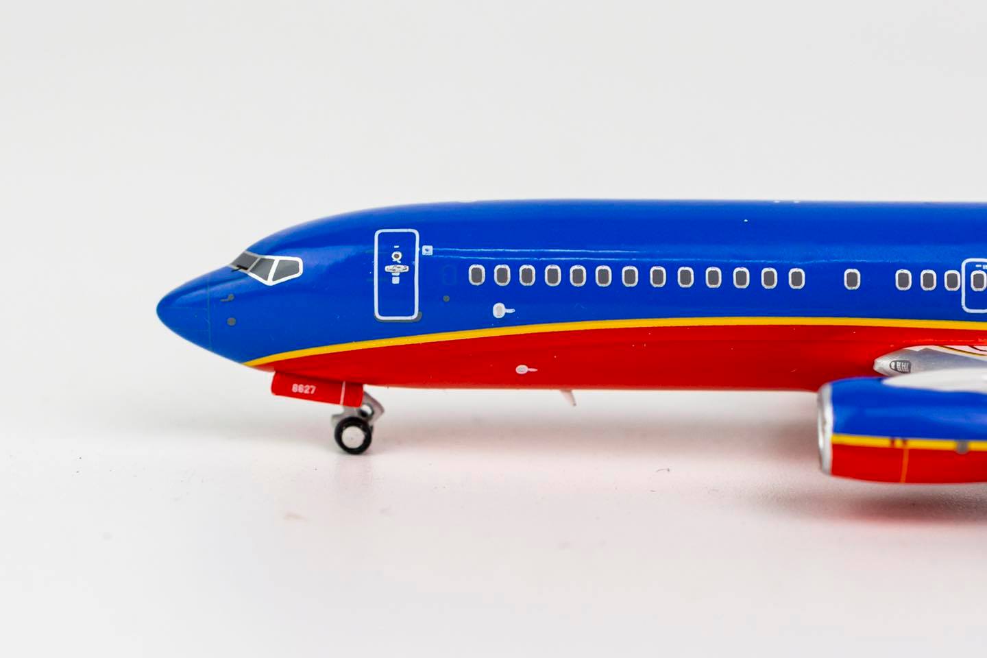 1:400 NG SOUTHWEST B737-800/w N8627B Canyon Blue, scimitar winglets